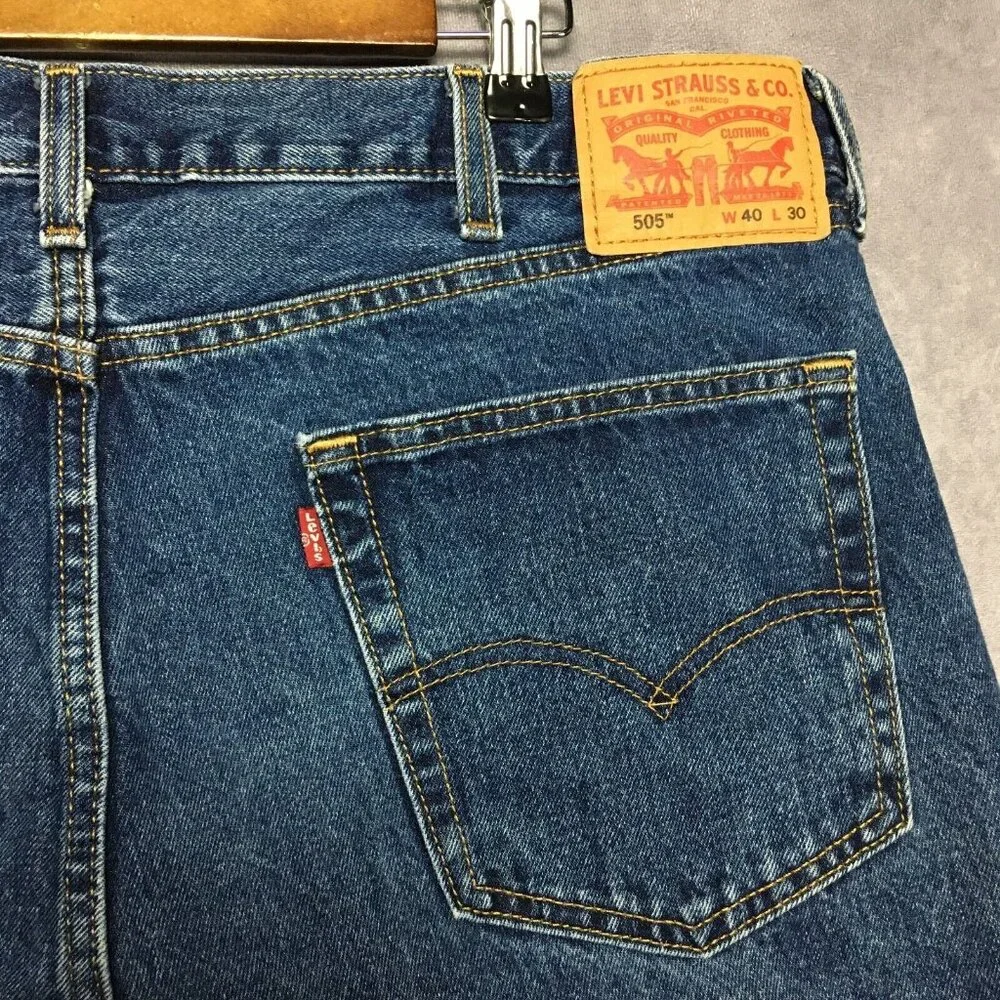 Levis Mens 505 Regular Fit Blue Jeans size 40x30 Cotton Denim Pants Copper Rivet